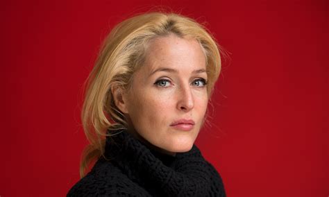 Of course, anderson is no longer dr. Gillian Anderson on therapy, rebellion and 'being weird' | Stage | The Guardian