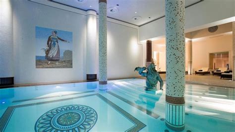 Sauna, bagno turco, piscina kneipp, idromassaggi gratis. Centri benessere Ischia, l'isola del benessere.