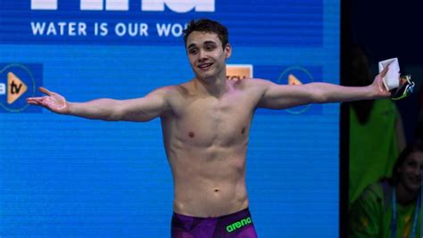 Kristóf milák (born 20 february 2000) is a hungarian swimmer.he is the current holder of the world record in 200m butterfly. About Hungary - Kristóf Milák wins gold and new record at ...