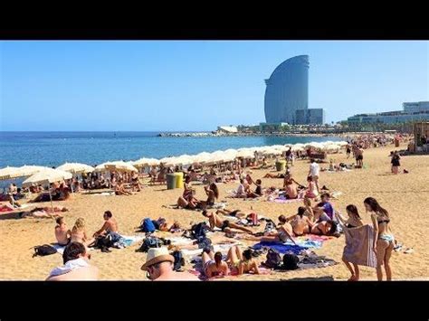 En zoek verder in de beste bibliotheek van het web met celebrity foto's en nieuwsafbeeldingen van istock. Barcelona Walk - Barceloneta Beach Promenade Stroll ...