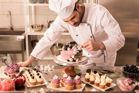 Un artiste qui crée des gâteaux, des chocolats etc. Résultats Google Recherche d'images correspondant à https ...