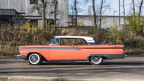 If you notice in the photos, it has a fairlane 500 emblem on the trunk lid. 1959 Ford Fairlane 500 Galaxie | Ford galaxie, Ford ...