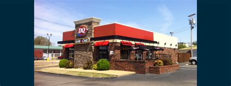 Check out our menu of the best submarine sandwiches made with premium meats, veggies, and cheeses. 2294 N Highland Ave, Jackson, Tennessee | Fourteen Foods