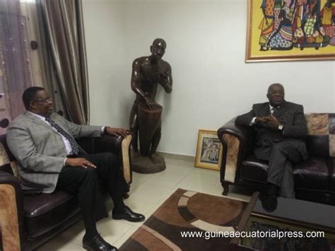 Le ministre de la culture et des arts dieudonné moyongo a visité ce 05 mars à brazzaville, la maison de production denide. Audiencia del Ministro de Cultura congoleño con el ...