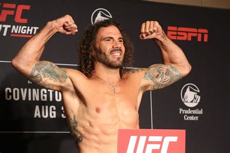 Clay guida and michael johnson faced off in a lightweight clash tonight (sat., feb. UFC: Clay Guida Says He's Fighting Bobby Green on June 20