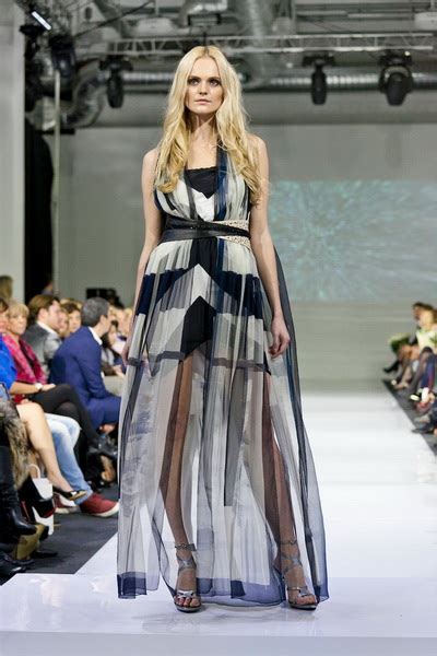 On this page, you will find a lot of freshly uploaded videos. Julia Dalakian SS 2013 (весна-лето) (36308.MBFWR_.Julia ...