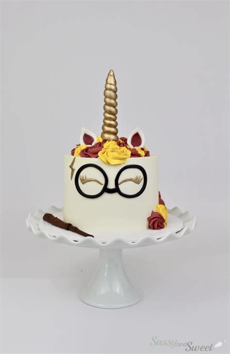 In this tutorial we create a harry potter inspired unicorn cake, with golden horn. Harry Potter wizard unicorn cake made with Satin Ice ...