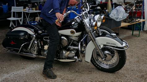 Despite 35 bids up to $19,500, this flh did not meet reserve. Harley Davidson Duo Glide - Kickstart Veterama 12.10.2019 ...