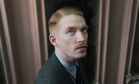If you can't see the video and only hear the sound, please switch to firefox/chrome/safari for better performance. 'The Little Stranger' Trailer Debuts Online - Watch Now ...