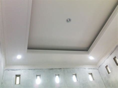 Desain plafon gypsum berikutnya lebih mewah dibandingkan yang lain. perbedaan plafon minimalis dan plafom clasik/klasik ...