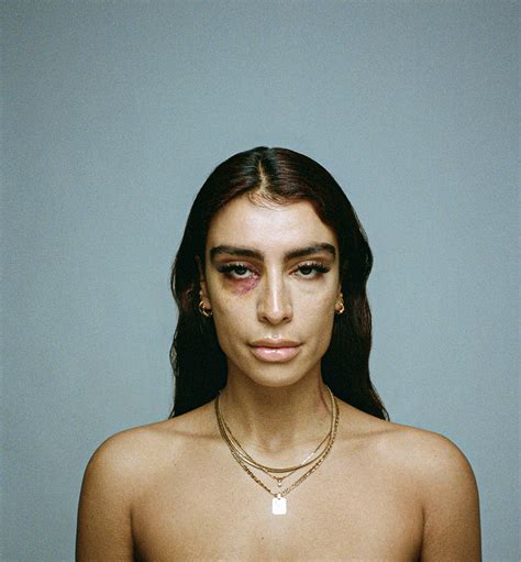 On shabrang, sevdaliza aims to identify exactly where she ends and everything else begins; Sevdaliza wystąpi w Warszawie - CGM.pl