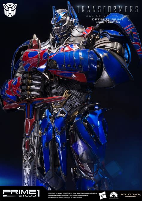 Age of extinction stars mark wahlberg, jack reynor and nicola peltz, along with our first official look at the new design for autobots leader optimus prime. Museum Masterline Transformers: Age of Extinction (Film ...