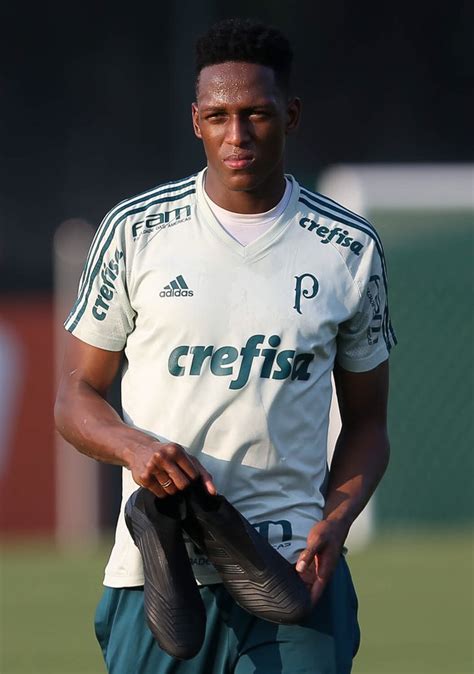 Get the latest soccer news on yerry mina. Renato Sanches & Yerry Mina Present Laceless Adidas ...