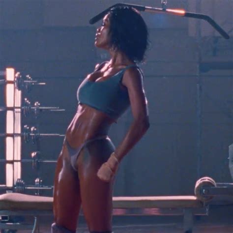 In fade, taylor makes viewers' jaws drop as she flexes flashdance style in nothing but a sports bra and west connected with taylor in 2010 while he was in the studio working on my beautiful dark. Teyana Taylor Just Gave Us #BodyGoals and #BlackLove Goals ...