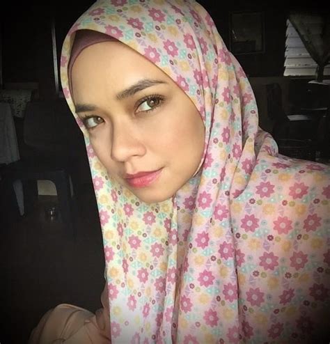 Rita yang dilahirkan pada 11 april 1976 kini berusia 43 tahun dan mempunyai 2 orang anak. Gambar Nora Danish Artis Melayu Comel Seksi | Malay Bogel ...