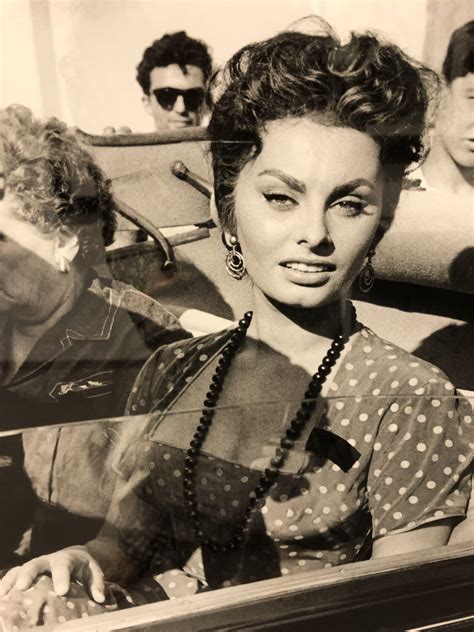 Visualizza altre idee su sophia loren, attrici, sofia loren. Sophia Loren: gruaja që zotëroi kinemanë, feston 86 ...