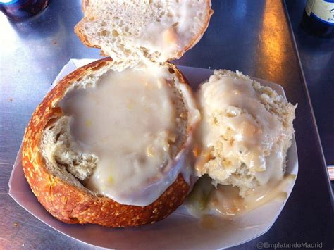 El clam chowder de manhattan tiene un caldo claro, con tomate para darle color rojo y sabor. Receta de Clam Chowder al estilo de San Francisco | Cocina