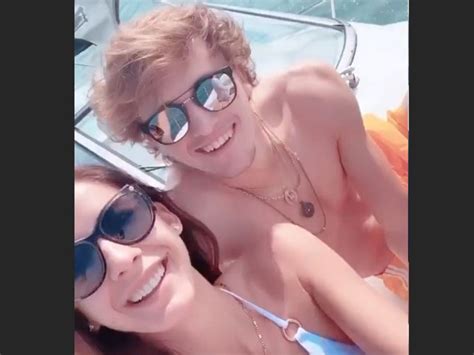 Will this impact zverev's on court performance in a positive way?? Alexander Zverev goes public with girlfriend Brenda Patea ...