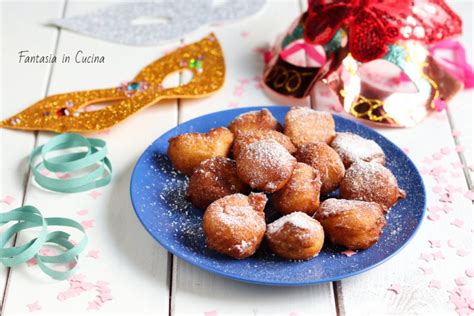 Le frittelle dolci agli albumi sono una preparazione a metà tra le crepes e i pancakes, e sono un modo perfetto per riciclare degli albumi frittelle dolci agli albumi. Ricetta frittelle di ricotta dolci Ricetta frittelle di ...