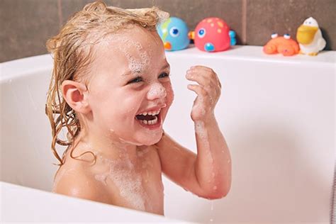 Celebrity colorist aura friedman makes it simple: How to Wash Your Toddler's Hair | Baby at Superdrug ...