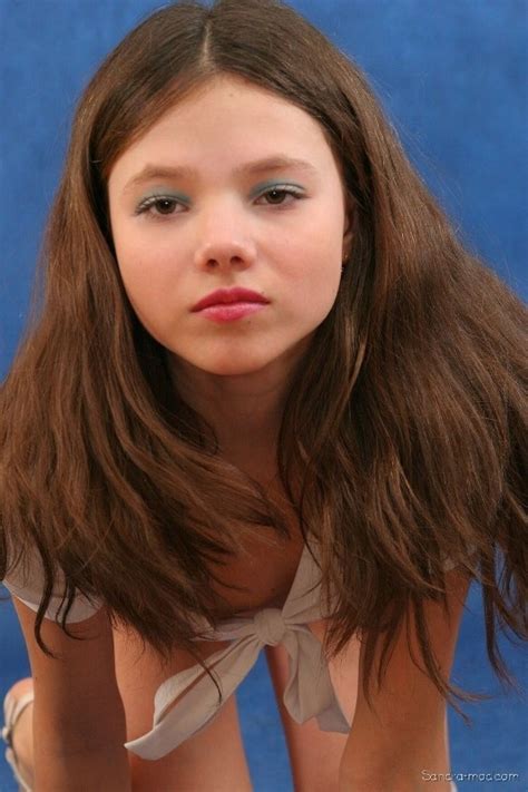 Su nombre real es sandra orlow, atualmente tiene 19 años y vive por san petersburgo, rusia. Sandra Orlow More Models 1 - Foto