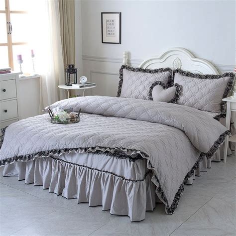 The flow of this black ruffled bedding design is one that leaves the eyes captivated. Silver Gray and Black Vintage Victorian Lace Ruffle ...