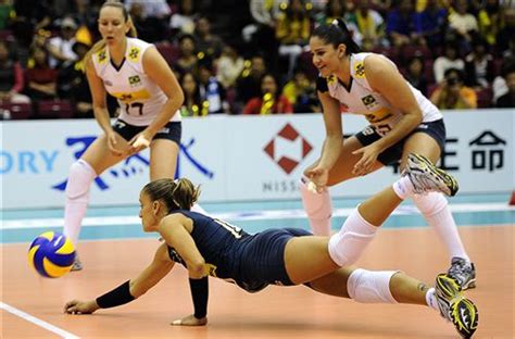 Meninas como é que fica a partida de volei? Esporte Soft: Novas imagens do Mundial de vôlei feminino 2010