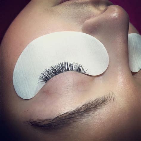Mar 11, 2009 · apply either a lash primer or some clear mascara to the wonky hairs, coaxing them back in the right direction as much as. Pin by Fix Beauty And Lash Extensions on Eyelash Extension ...