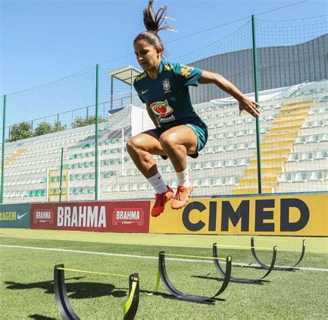 Pin de Helloh Almeidaa em Copa do mundo feminina ⚽️ ...