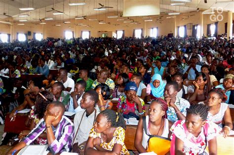 L'université de lomé est une université publique située à lomé, la capitale du togo. Sessions d'orientation à l'université de Lomé - République ...