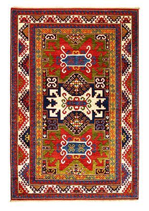 Die teppiche ähneln sich zwar in farbe und muster, dennoch ist jeder von ihnen ein unikat. Kaukasische Teppiche - Klassische Teppiche - classicrugs ...