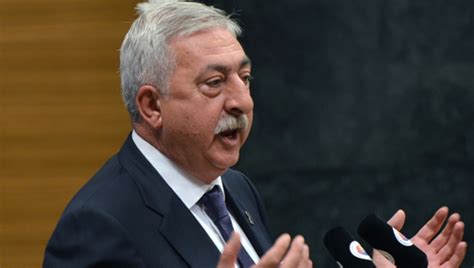 Benzin ve motorinde pompa fiyatı yüzde 9 artacak. Palandöken uyardı: Akaryakıt zammı enflasyonu arttırır ...