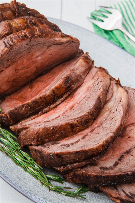 This prime rib was ''fantastic''.served this on christmas eve. Traditional Christmas Prime Rib Meal - Beef Rib Roast With ...