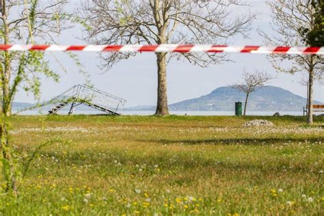 Pest megye 6391,02 négyzetkilométernyi területének részletes térképe műholdfelvétellel és utcaképekkel. A balatoni települések eltérő mértékben vezetnek be lazító ...