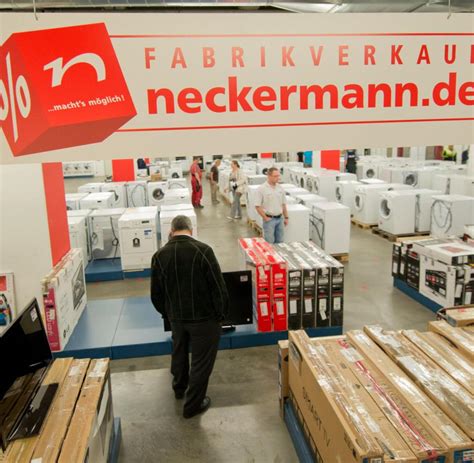 Neckermann versand ag is a former german mail order company founded by josef neckermann in 1950. Versandhandel: Was Kunden bei der Neckermann-Pleite ...