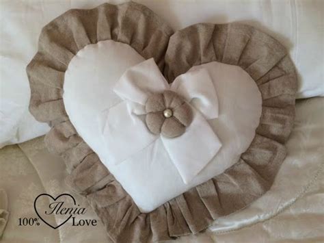 Portare aria nuova in casa è facile con i coordinati per cucina inthema. 100%LOVE: Tende e cuscini citrulli