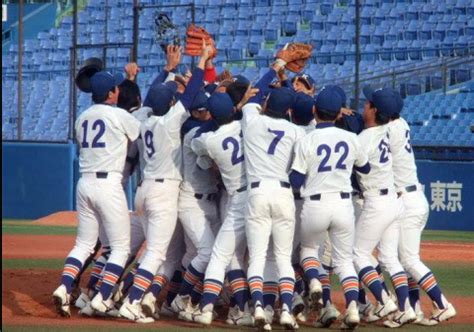 九州共立大学硬式野球部（きゅうしゅうきょうりつだいがくこうしきやきゅうぶ、kyushu kyoritsu university baseball club）は、福岡六大学野球連盟に所属する大学野球チーム。 九州共立大学硬式野球部. 駒澤大学野球部関西OB会