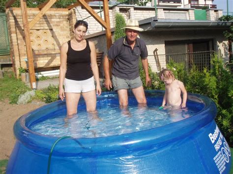 Rajce bazen / pontaqua bazeni sa čeličnim stranicama. 07_14 - bazén u nás zahradě - verul - album na Rajčeti