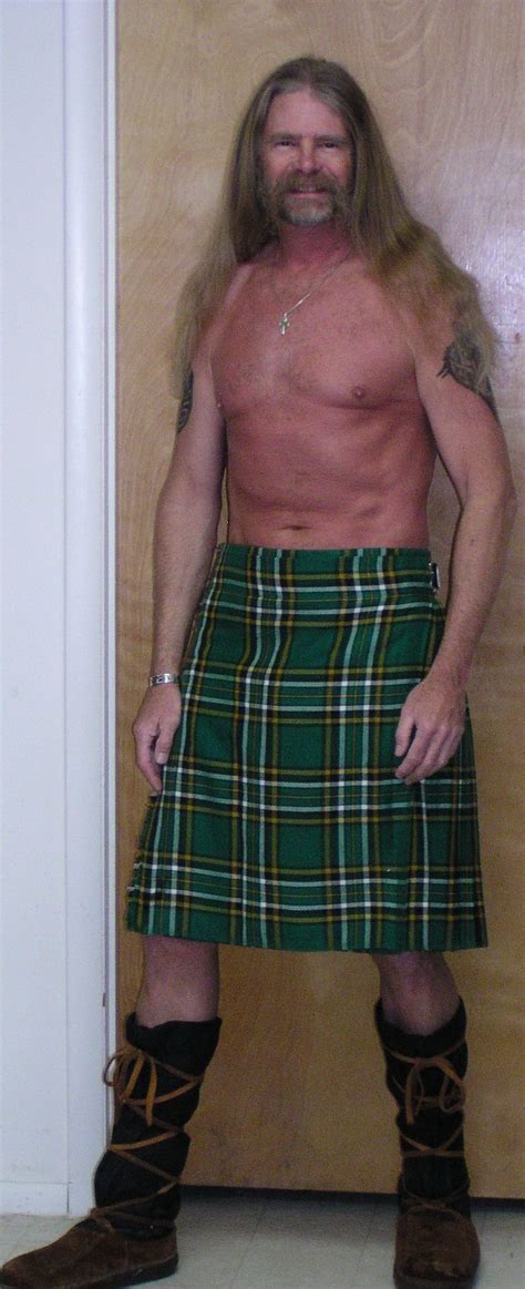 How to watch men in kilts. 17 Best images about Irish Kilts on Pinterest | Irish ...