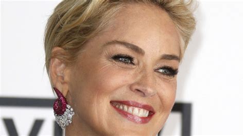 Sharon stone racconta del suo periodo. Sharon Stone, en carne viva tras el ictus: "Perdí todo lo ...