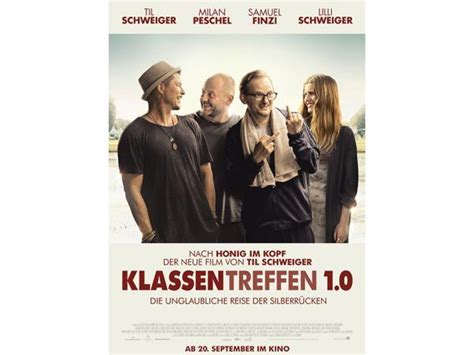 Als sie gerade 18 jahre alt, nils, thomas und andreas hielten sich für unsterblich. Klassentreffen 1.0 - Kritik und Trailer zum Film ...