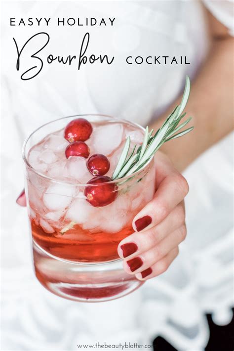 Holiday spice bourbon cocktail ~ the perfect wintertime bourbon cocktail for celebrating both ch. EASY HOLIDAY BOURBON COCKTAIL | Bourbon cocktails, Holiday drinks, Christmas drinks