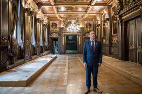 Explore tweets of bart de wever @bart_dewever on twitter. Bart De Wever neemt afscheid van het Antwerps stadhuis ...