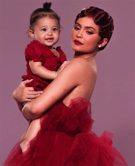 Kylie jenner's baby daughter, stormi webster, hasn't been on this earth for very long, but the world is already so obsessed with her. Kylie and Stormi ️ | Кайли дженнер, Кардашян, Стиль кайли ...