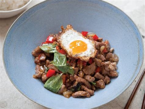 The hairy bikers let rip: Thai beef stir fry - Recipes - Hairy Bikers