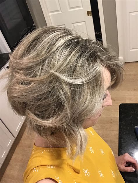 Thick blonde chick with a hairy pussy. Blonde angled bob | Blonde angled bob, Angled bob, Thick ...