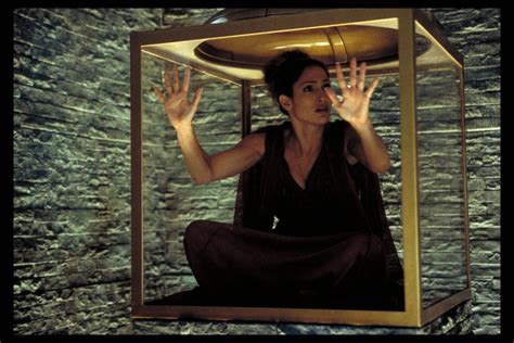 A psychotherapist journeys inside a comatose serial killer in the hopes of saving his latest victim. #92 THE CELL (2000) ザ・セル 2倍速 | 鑑賞録