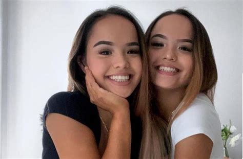 Oke guys kali ini saya bahas video the connell twins yang viral di twiter ! Cantik Semua, 5 Potret Selebgram Kembar yang Kerap Curi ...