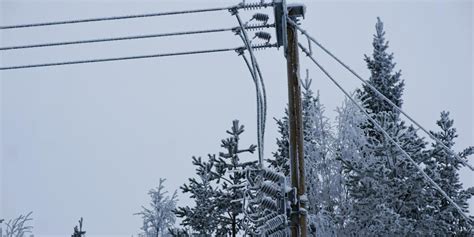 Det finns några saker som du kan kontrollera själv innan du kontaktar elinstallatören. Mer snö till länet- Eon varnar för fler strömavbrott i ...