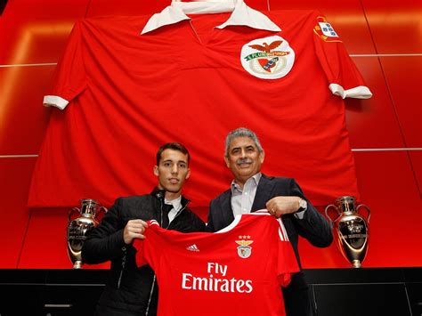 We would like to show you a description here but the site won't allow us. Oficial: Grimaldo é reforço do Benfica - I Liga - SAPO ...